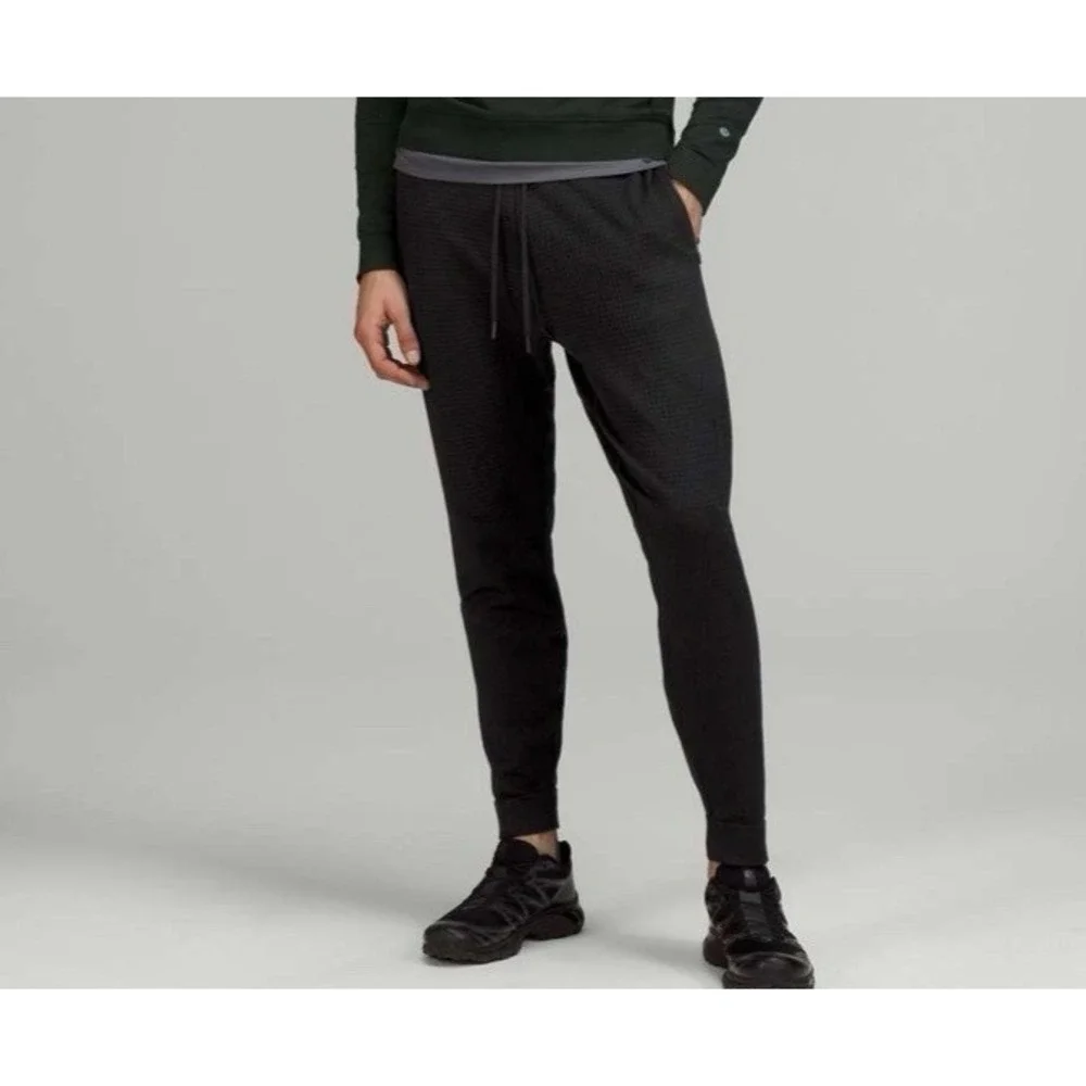 Lululemon Men's Engineered Warmth Jogger Merino Wool Blend Black Size S Stretch - Picture 1 of 15
